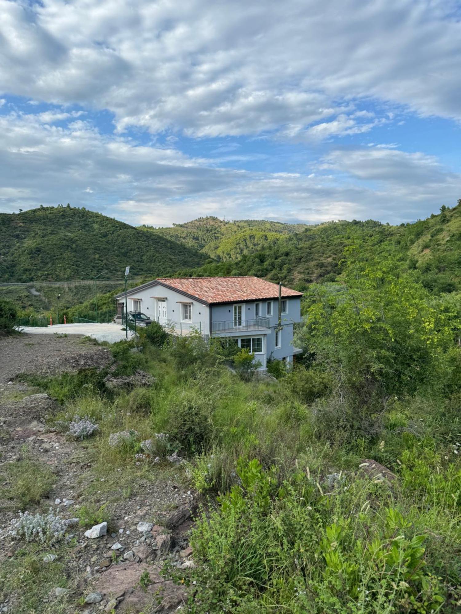 Qyteza Guest House & Camping Шкодер Екстер'єр фото