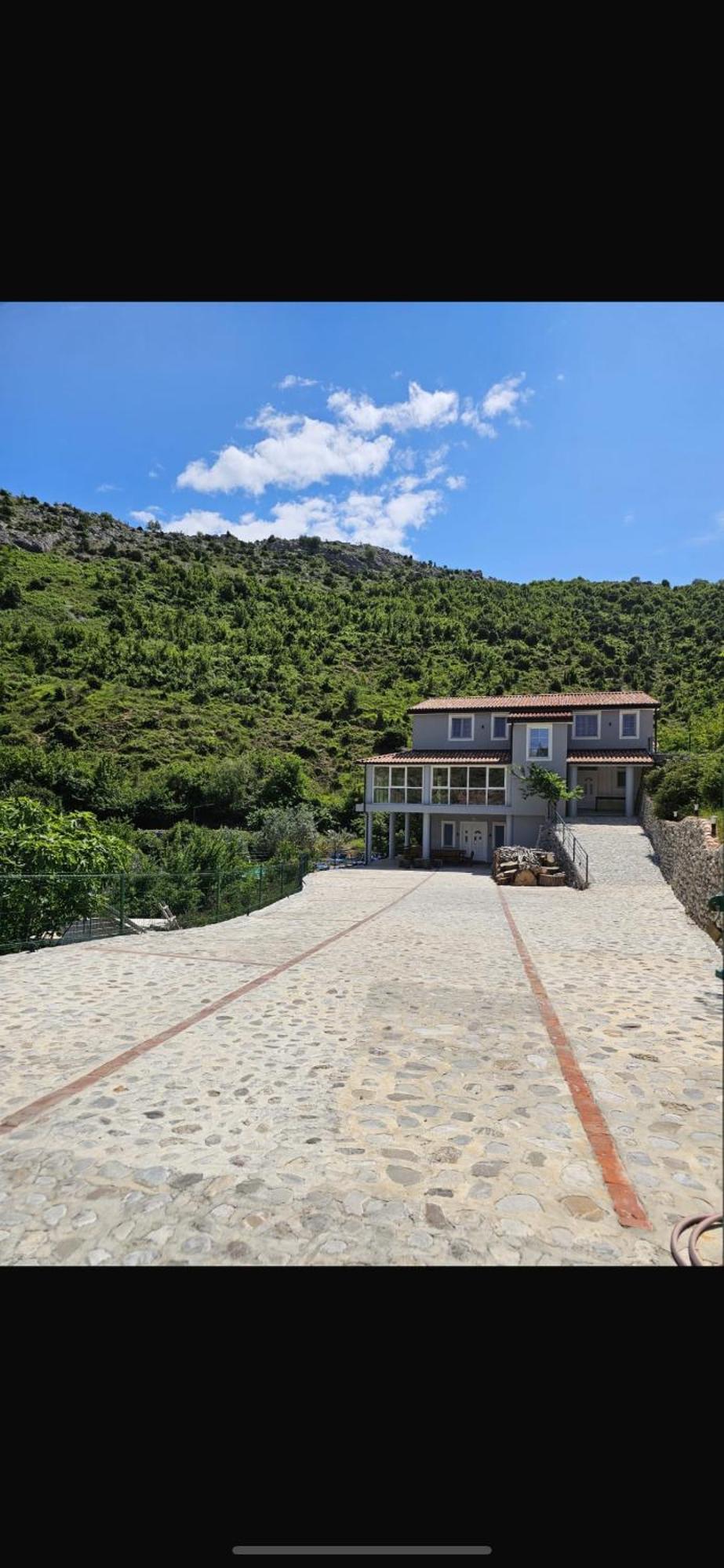 Qyteza Guest House & Camping Шкодер Екстер'єр фото